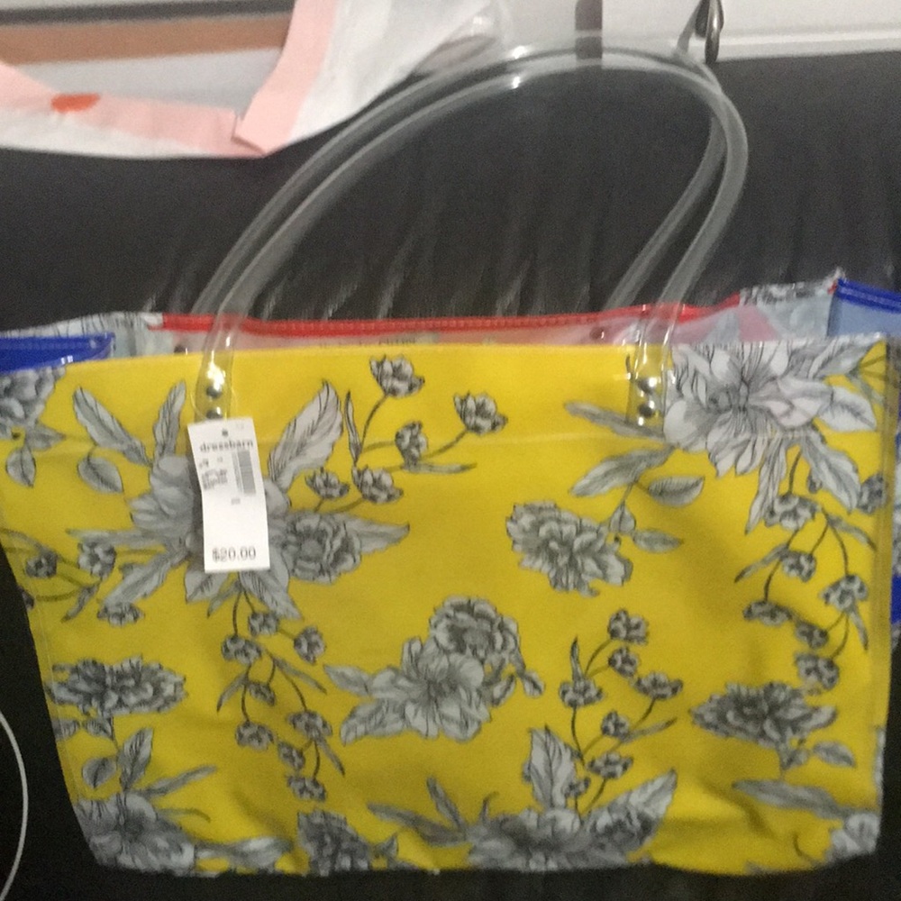 Tote plastic carryon bag